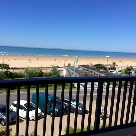Superbe appartement moderne pour 6 personnes face à la mer - FR-1-323-306 *